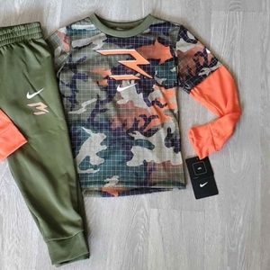 Boys Nike Jogger Set Size 3T NWT